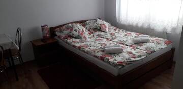 Фото номера Стандартный трехместный номер Гостевой дом Noclegi Na Wzgórzu г. Krajno Pierwsze 3